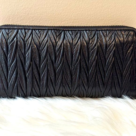 Coach Gathered Leather Accordion Zip Wallet Black - Picture 2 of 6